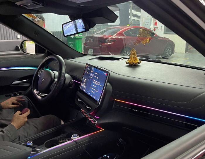 Lắp đặt màn hình tại WinAuto